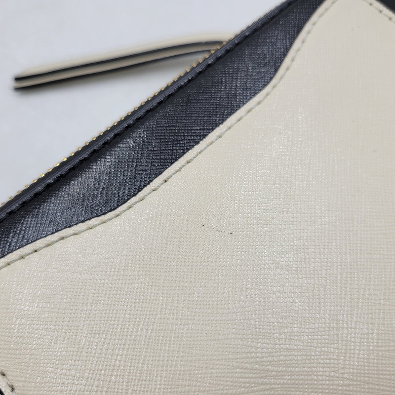 【中古品】【レディース】 MARC JACOBS マークジェイコブス THE SNAPSHOT SHOULDER BAG M0012007 スナップショット ショルダーバッグ カバン 鞄 188-250807-as-14-izu カラー：クリーム系×ブラック 万代Net店