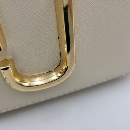 【中古品】【レディース】 MARC JACOBS マークジェイコブス THE SNAPSHOT SHOULDER BAG M0012007 スナップショット ショルダーバッグ カバン 鞄 188-250807-as-14-izu カラー：クリーム系×ブラック 万代Net店