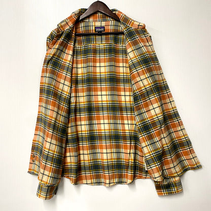 【中古品】【メンズ】 patagonia パタゴニア LS FJORD FLANNEL SHIRT 42410FA23 ロングスリーブ フィヨルド フランネル シャツ 長袖 チェック トップス 144-250811-as-33-izu サイズ：M カラー：マルチカラー 万代Net店