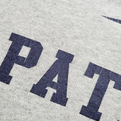【中古品】【メンズ】 adidas アディダス USA製 NEW ENGLAND PATRIOTS ニューイングランド ペイトリオッツ SWEATSHIRT スウェットシャツ トップス トレーナー 長袖　 146-250814-ya-09-izu サイズ：2XL カラー：グレー 万代Net店