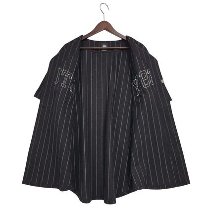 【中古品】【メンズ】 STUSSY ステューシー 111761 ARCH FELT LOGO SS WOOL BASEBALL SHIRT アーチフェルトロゴ ショートスリーブウールベースボールシャツ トップス 半袖 142-250811-ma-05-izu サイズ：L カラー：BLACK 万代Net店