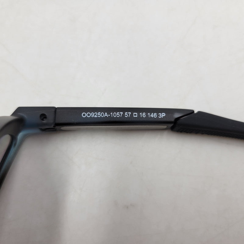 【中古品】【メンズ/レディース】 OAKLEY オークリー ACTUATOR SPORT SUNGLASSES OO9250A-1057 アクチュエーター スポーツサングラス 203-250814-as-06-izu サイズ：57□16-146 カラー：ブラック系 万代Net店