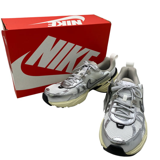 【中古美品】【メンズ】 NIKE ナイキ V2K RUN HJ4497-100 ラン シューズ スニーカー 靴 160-250822-ay-17-izu サイズ：28cm カラー：SUMMIT WHITE/METALLIC SILVER 万代Net店