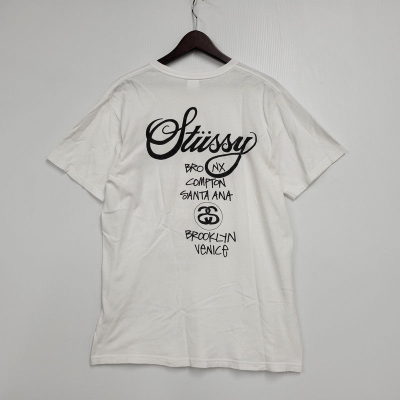 【中古品】【メンズ】 STUSSY ステューシー WORLD TOUR SS TEE ワールドツアー 半袖 T-シャツ トップス 142-250831-rk-09-izu サイズ：M カラー：ホワイト 万代Net店