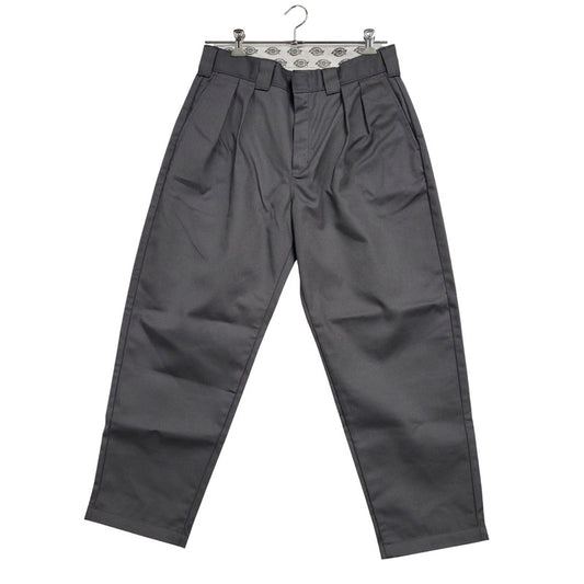 【中古品】【メンズ】 Dickies ディッキーズ 14788600 2-TUCK WIDE CHINO PANTS ツータックワイドチノパンツ ズボン ボトムス 158-250830-ma-27-izu サイズ：32 カラー：CHARCOAL 万代Net店