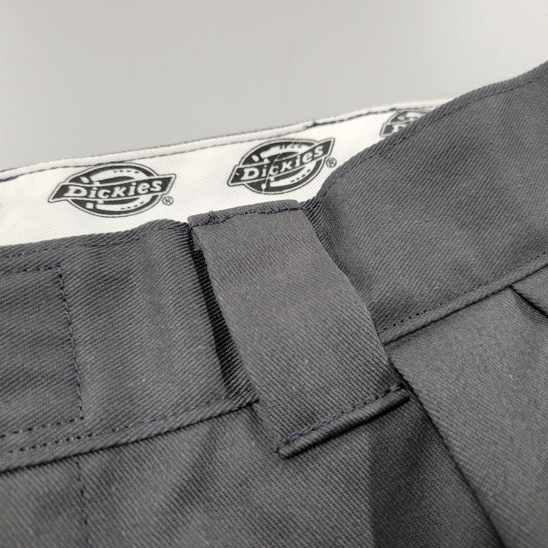 【中古品】【メンズ】 Dickies ディッキーズ 14788600 2-TUCK WIDE CHINO PANTS ツータックワイドチノパンツ ズボン ボトムス 158-250830-ma-27-izu サイズ：32 カラー：CHARCOAL 万代Net店