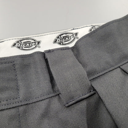 【中古品】【メンズ】 Dickies ディッキーズ 14788600 2-TUCK WIDE CHINO PANTS ツータックワイドチノパンツ ズボン ボトムス 158-250830-ma-27-izu サイズ：32 カラー：CHARCOAL 万代Net店