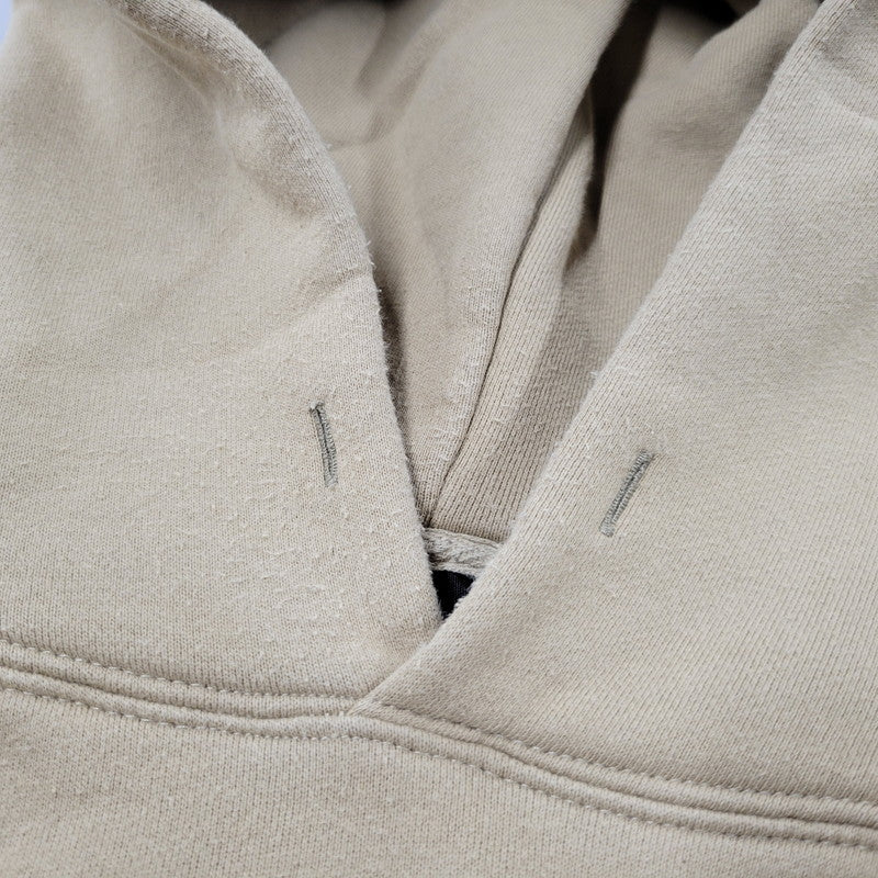 【中古品】【メンズ】 FOG ESSENTIALS エフオージーエッセンシャルズ BACK REFLECTOR LOGO HOODED SWEATSHIRT バック リフレクター ロゴ フーデッド スウェットシャツ パーカー 長袖 トップス 142-250905-as-27-izu サイズ：L カラー：ベージュ 万代Net店