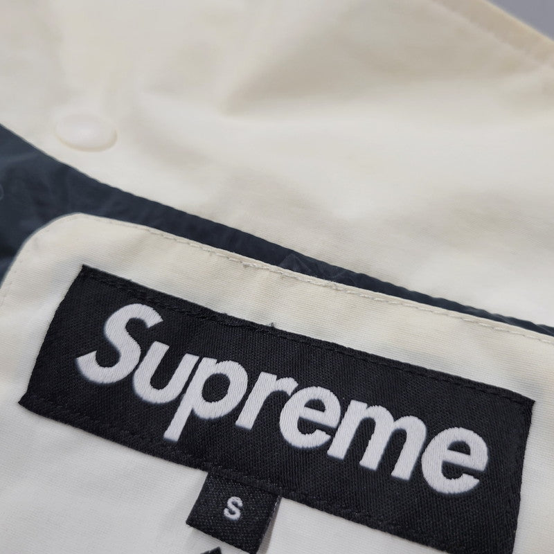 【中古品】【メンズ】 Supreme シュプリーム 18AW GORE-TEX COURT JACKET ゴアテックス コート ジャケット トップス アウター 149-250826-ya-02-izu サイズ：S カラー：WHITE 万代Net店