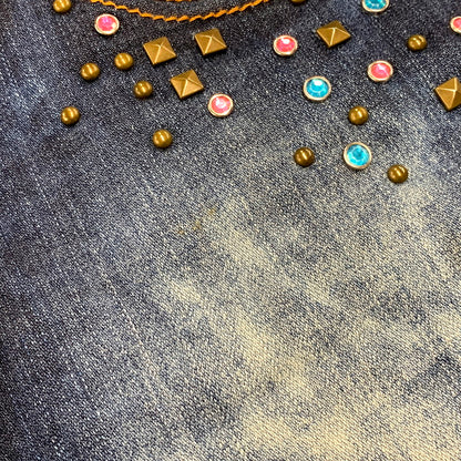 【中古品】【レディース】 ED HARDY エドハーディ ROSE EMBROIDERY STUDS LOGO DENIM SKIRT 001-084762 ロゴ デニム スカート 168-250905-as-13-izu サイズ：15/16 カラー：インディゴ 万代Net店