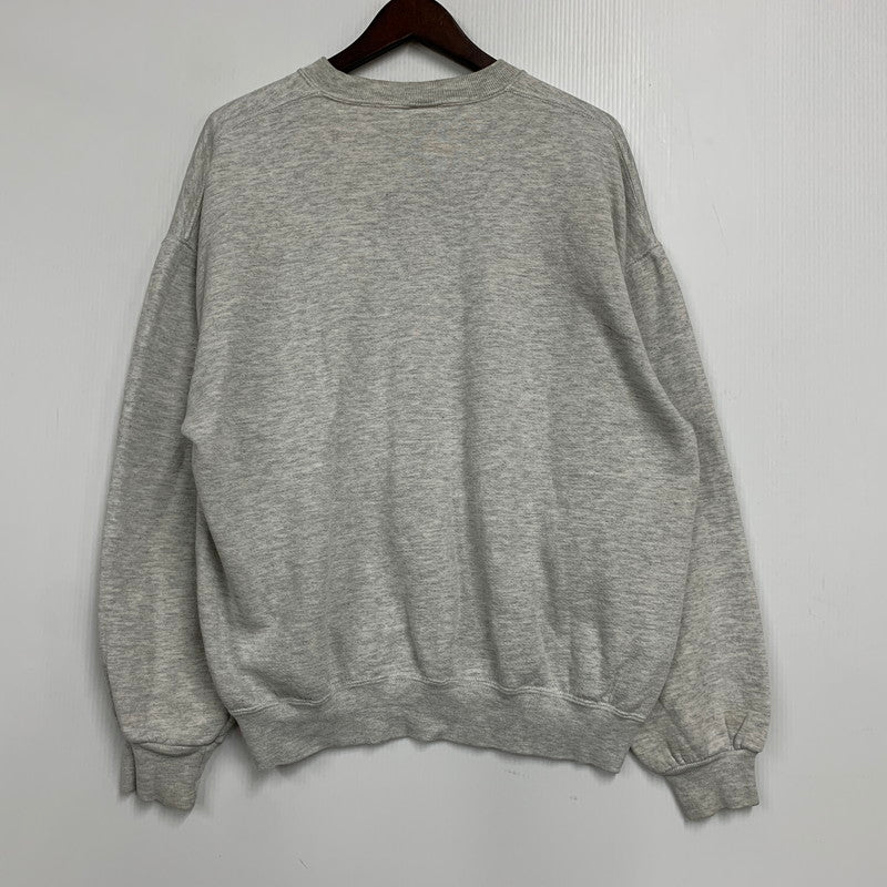 【中古品】【メンズ】 RUSSELL ATHLETIC ラッセルアスレティック USA製 90S SAINT GERTRUDE 前V SWEATSHIRT 90年代 セントガートルード スウェット トップス 長袖 146-250906-ma-03-izu サイズ：XL カラー：グレー 万代Net店