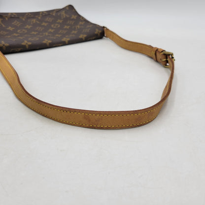 【現状渡し品】【メンズ/レディース】 LOUIS VUITTON ルイ・ヴィトン SP0020 モノグラム ミュゼットタンゴ ショルダーバッグ 179-250831-rk-13-izu カラー：ブラウン 万代Net店