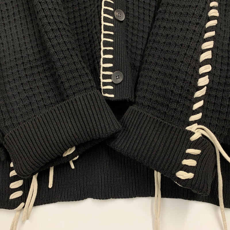 【中古品】【メンズ】 MAISON SPECIAL メゾン スペシャル CRAZY STITCH EMBROIDERY PRIME-OVER V-NECK CARDIGAN 11212361340 鬼ワッフル クレイジーステッチ プライムオーバー Vネック カーディガン 140-250904-as-11-izu サイズ：M カラー：ブラック 万代Net店