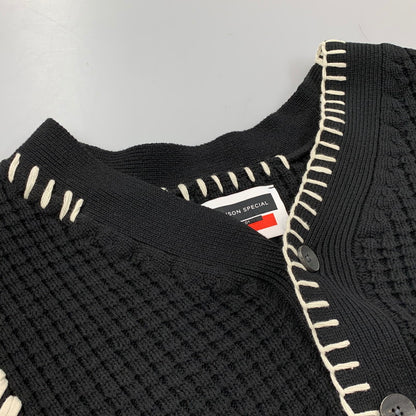 【中古品】【メンズ】 MAISON SPECIAL メゾン スペシャル CRAZY STITCH EMBROIDERY PRIME-OVER V-NECK CARDIGAN 11212361340 鬼ワッフル クレイジーステッチ プライムオーバー Vネック カーディガン 140-250904-as-11-izu サイズ：M カラー：ブラック 万代Net店