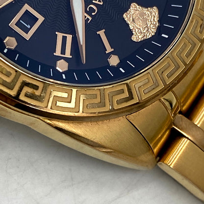 【中古品】【メンズ/レディース】 VERSACE ヴェルサーチ VFE201009663289 黒文字盤 V-SPORT II CHRONOGRAPH クロノグラフ 腕時計 197-250901-ya-05-izu カラー：ブラック×ゴールド 万代Net店