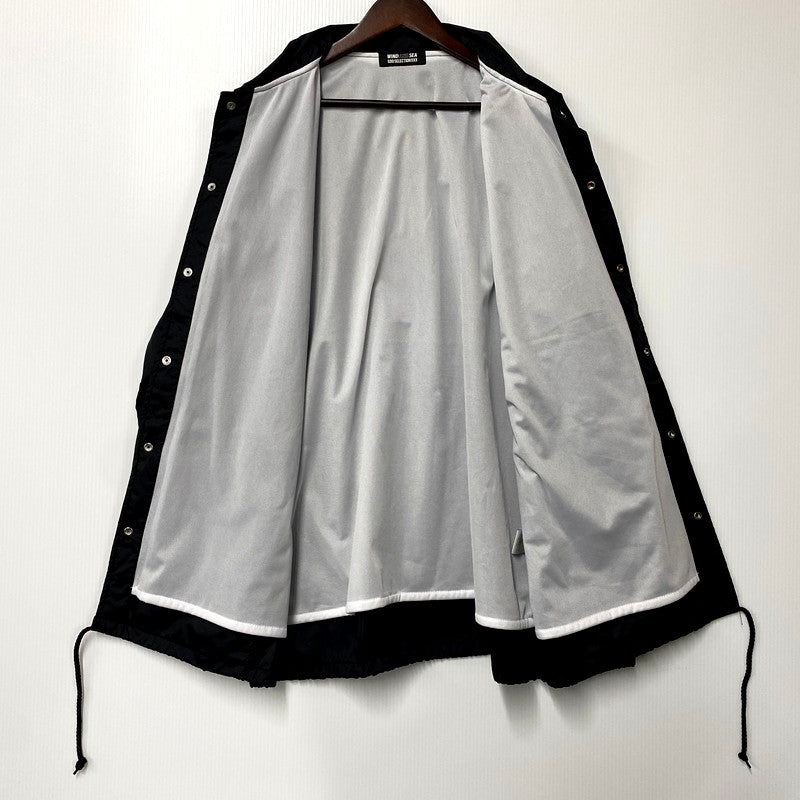 【中古品】【メンズ】 GOD SELECTION XXX×WIND AND SEA ゴッドセレクション トリプルエックス×ウィンダンシー GX-A23-WSJK-02 23AW COACH JACKET コーチジャケット アウター 長袖 142-250903-ma-07-izu サイズ：L カラー：BLACK 万代Net店