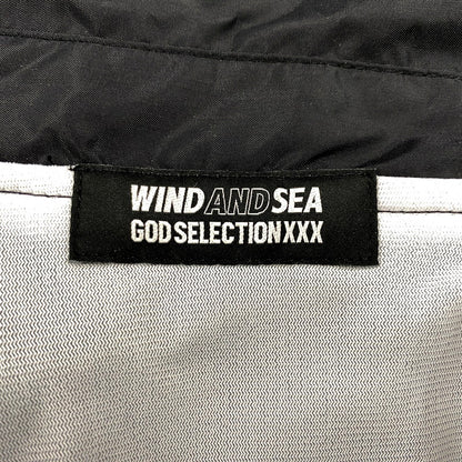 【中古品】【メンズ】 GOD SELECTION XXX×WIND AND SEA ゴッドセレクション トリプルエックス×ウィンダンシー GX-A23-WSJK-02 23AW COACH JACKET コーチジャケット アウター 長袖 142-250903-ma-07-izu サイズ：L カラー：BLACK 万代Net店