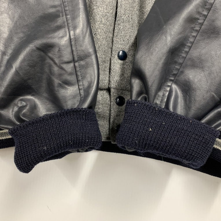 【中古品】【メンズ】 NEFF ネフ USA製 WAPPEN STADIUM JACKET ワッペン スウェット ジャケット アウター 146-250904-rk-13-izu サイズ：XL カラー：グレー×ブラック 万代Net店