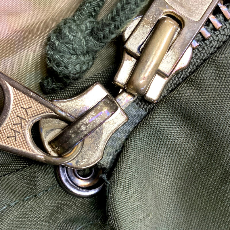 【現状渡し品】【メンズ】 CANADIAN ARMY カナダ軍 8415-21-370-5573 1992 90S COMBAT PARKA 90年代 コンバットパーカー アウター 長袖 146-250913-cs-03-izu サイズ：2/M カラー：オリーブ 万代Net店