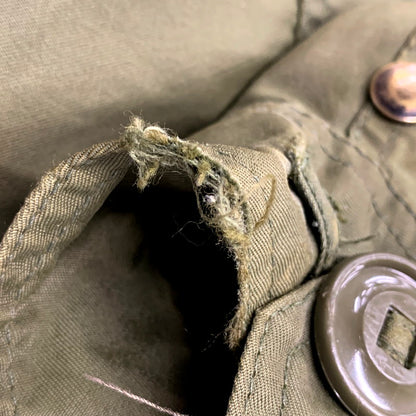 【現状渡し品】【メンズ】 CANADIAN ARMY カナダ軍 8415-21-370-5573 1992 90S COMBAT PARKA 90年代 コンバットパーカー アウター 長袖 146-250913-cs-03-izu サイズ：2/M カラー：オリーブ 万代Net店