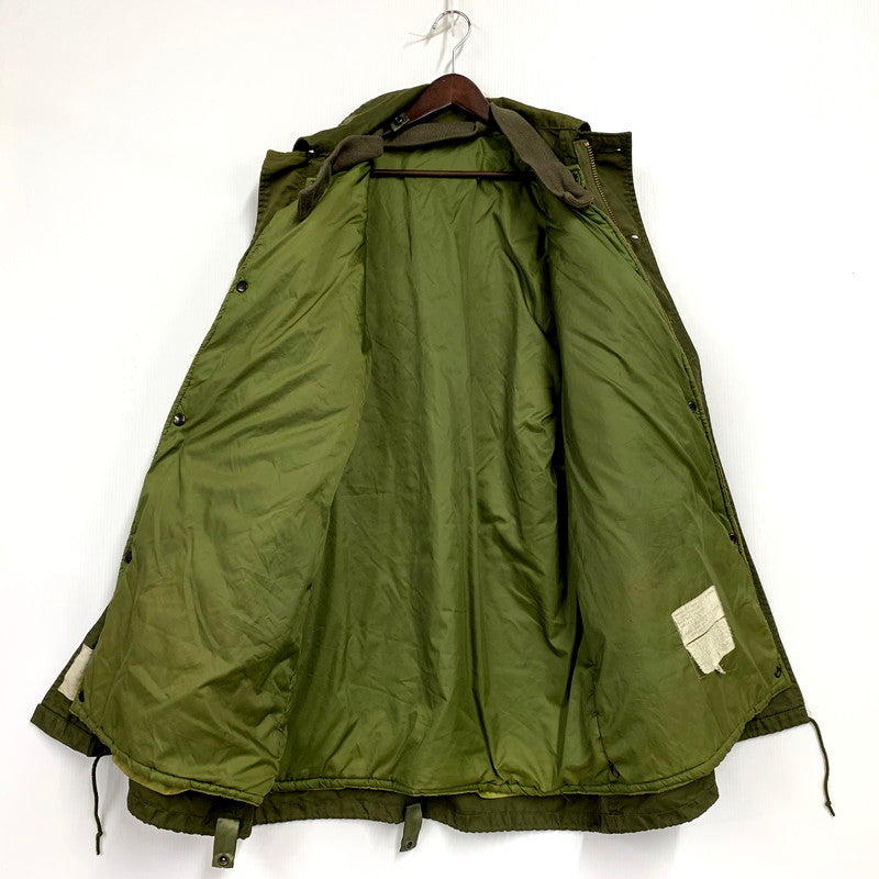 【現状渡し品】【メンズ】 CANADIAN ARMY カナダ軍 8415-21-370-5573 1992 90S COMBAT PARKA 90年代 コンバットパーカー アウター 長袖 146-250913-cs-03-izu サイズ：2/M カラー：オリーブ 万代Net店