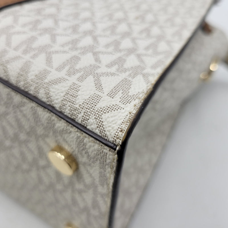 【中古品】【レディース】 Michael Kors マイケルコース 30F9G0HS3B MK SIGNATURE WHITE TOTE BAG カバン トート バック シグネチャー 188-250912-rk-06-izu カラー：ホワイト×ブラウン 万代Net店