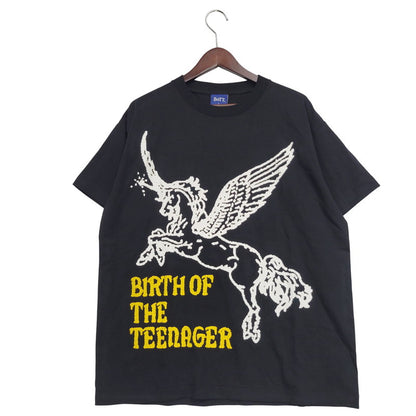 【中古品】【メンズ】 BOTT ボット UNICORN ユニコーン FRONT PRINT SS TEE フロント プリント ショートスリーブ Tシャツ トップス 半袖 142-250921-cs-08-izu サイズ：L カラー：ブラック 万代Net店