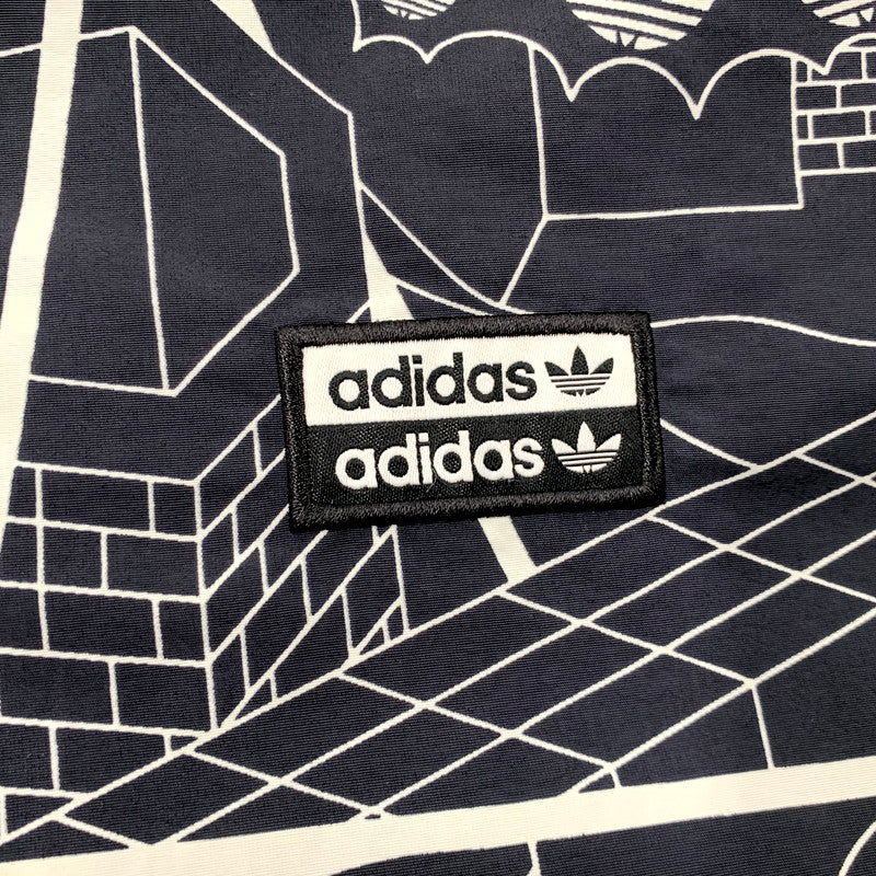 【中古品】【メンズ】 adidas アディダス GN3333 P.KYLE AOP WINDBREAKER パトリック カイル ウインドブレーカー アウター 148-250917-cs-24-izu サイズ：O カラー：ブラック/ホワイト 万代Net店