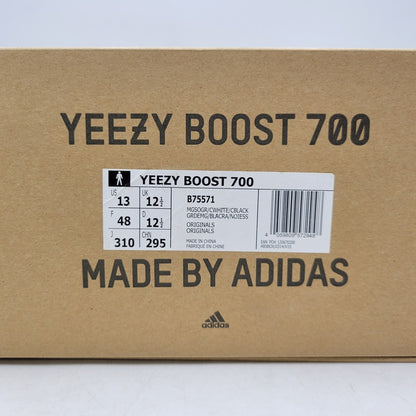 【中古品】【メンズ】 adidas アディダス B75571 YEEZY BOOST 700 スニーカー 靴 161-250912-rk-09-izu サイズ：31cm 万代Net店