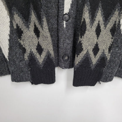 【中古品】【メンズ】 TOWNCRAFT WHITE LABEL タウンクラフト ホワイトレーベル × OLD PARK オールドパーク V NECK JACQUARD KNIT CARDIGAN Vネック ジャガード ニット カーディガン 145-251227-as-07-izu カラー：マルチカラー 万代Net店