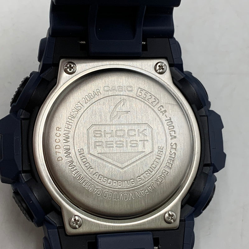 【中古美品】【メンズ/レディース】 G-SHOCK ジーショック GA-700 SERIES ANALOG-DIGITAL WATCH GA-700CA-2A GA-700シリーズ アナログ デジタル ウォッチ 腕時計 196-250920-as-26-izu サイズ：57.5 × 53.4 × 18.4 mm カラー：ネイビー 万代Net店