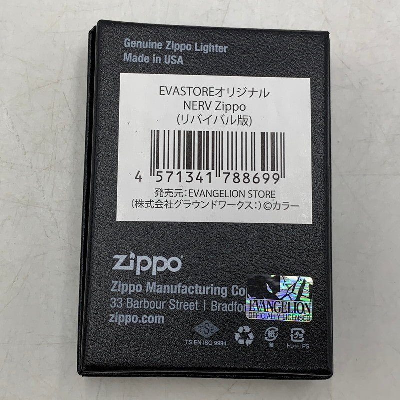 【中古品】【メンズ/レディース】 ZIPPO ジッポ EVASTORE ORIGINAL NERV OIL LIGHTER エヴァストア オリジナル オイルライター リバイバル版 喫煙具 206-250921-as-02-izu カラー：シルバー 万代Net店