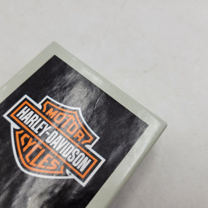 【中古美品】【メンズ/レディース】 ZIPPO×HARLEY-DAVIDSON ジッポ×ハーレーダビッドソン BLACK LIGHT ENGINE DESIGN OIL LIGHTER ブラック ライト エンジン デザイン オイル ライター 喫煙具 206-260102-cs-01-izu カラー：ブラック 万代Net店