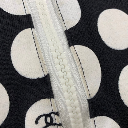 【中古品】【メンズ】 STUSSY AUTHENTIC ステューシー オーセンティック ZIP UP HOODED SWEATSHIRT ジップアップ フーデッド スウェットシャツ 水玉 パーカー 長袖 トップス 142-250920-as-15-izu サイズ：S カラー：ブラック×ホワイト 万代Net店