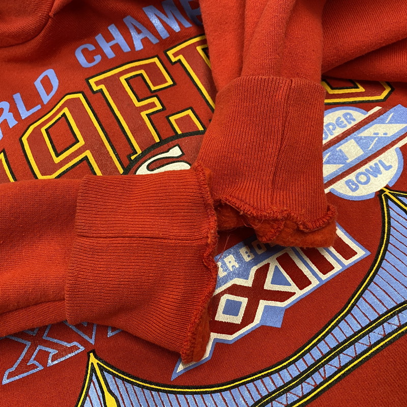 【中古品】【メンズ】 RUSSELL ATHLETIC ラッセルアスレティック 49ERS HOODED SWEATSHIRT フーデッド スウェットシャツ USA製 パーカー 長袖 トップス 146-251031-as-23-izu サイズ：M カラー：レッド 万代Net店