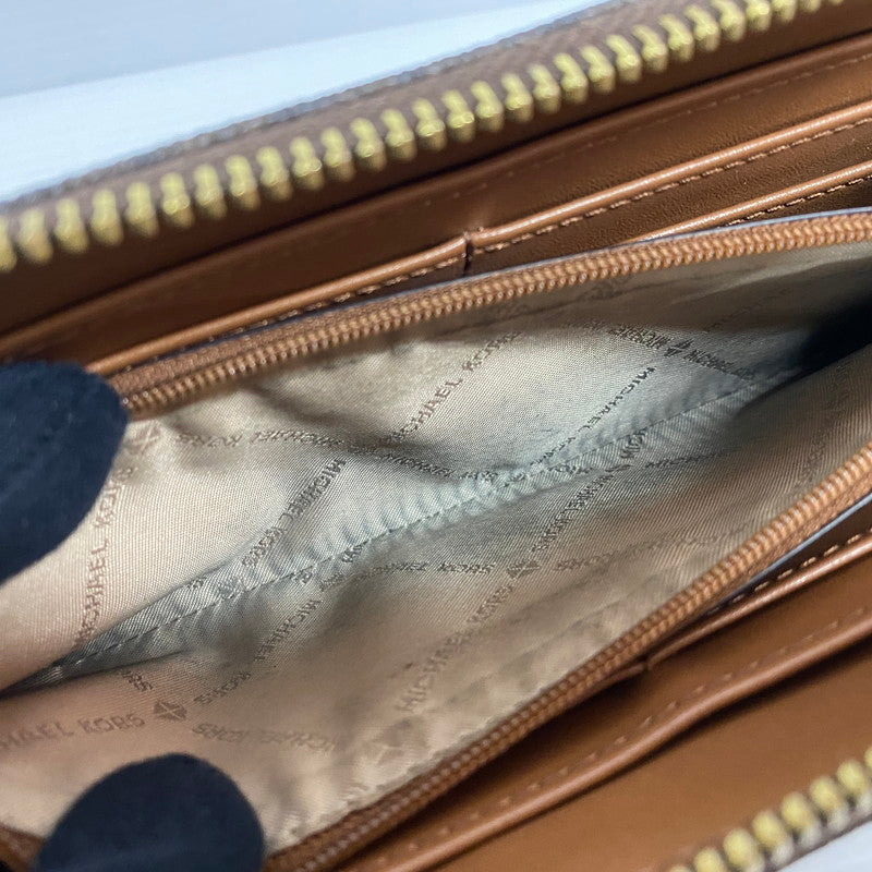 【中古品】【メンズ/レディース】 35F8GTVE9B MK SIGNATURE BROWN シグネチャー ブラウン ラウンドファスナー長財布 200-260102-cs-17-izu カラー：ブラウン 万代Net店