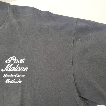 【中古品】【メンズ】 VERDY ヴェルディ × POST MALONE ポストマローン T-SHIRT Tシャツ 半袖 トップス 142-260106-as-05-izu サイズ：XL カラー：ブラック 万代Net店