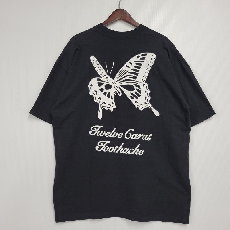 【中古品】【メンズ】 VERDY ヴェルディ × POST MALONE ポストマローン T-SHIRT Tシャツ 半袖 トップス 142-260106-as-05-izu サイズ：XL カラー：ブラック 万代Net店