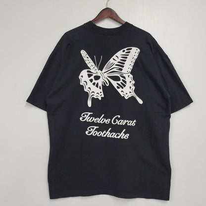 【中古品】【メンズ】 VERDY ヴェルディ × POST MALONE ポストマローン T-SHIRT Tシャツ 半袖 トップス 142-260106-as-05-izu サイズ：XL カラー：ブラック 万代Net店