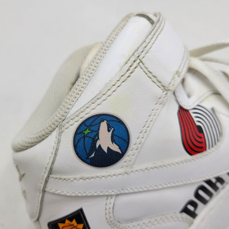 【中古品】【メンズ】 NIKE ナイキ × SUPREME シュプリーム × NBA エヌビーエー AQ8017-100 AIR FORCE エアフォース 1 MID ミッド ’07 スニーカー シューズ 靴 160-250927-ya-18-izu サイズ：27.5cm カラー：WHITE 万代Net店