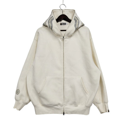 【中古品】【メンズ】 A BATHING APE アベイシングエイプ LINE CAMO QUILTED SHARK RELAXED FIT FULL ZIP HOODIE 0ZXSWM115306N ライン カモ キルテッド シャーク フルジップ フーディー パーカー 142-250928-as-07-izu サイズ：M カラー：アイボリー 万代Net店