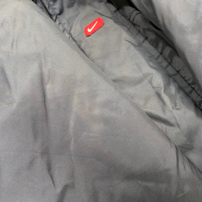 【現状渡し品】【メンズ】 NYLON JACKET F1 YNG ナイロンジャケット アウター 146-251031-as-29-izu サイズ：M カラー：グレー 万代Net店