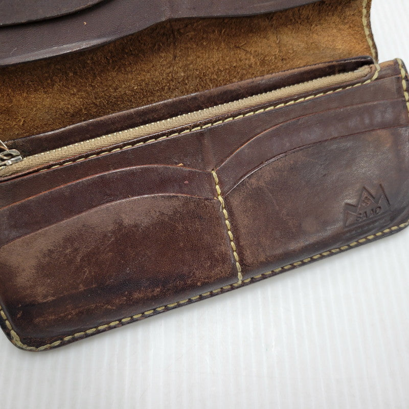 【現状渡し品】【メンズ】 SAAD サード コンチョ付き LEATHER LONG WALLET レザー ロング ウォレット 財布 200-260102-cs-13-izu カラー：ブラウン系 万代Net店