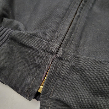 【中古品】【メンズ】 Carhartt カーハート FIRM DUCK ACTIVE QUILTED JACKET 103940-BLK ダック アクティブ キルテッド ジャケット アウター 147-251004-as-10-izu サイズ：M カラー：ブラック 万代Net店