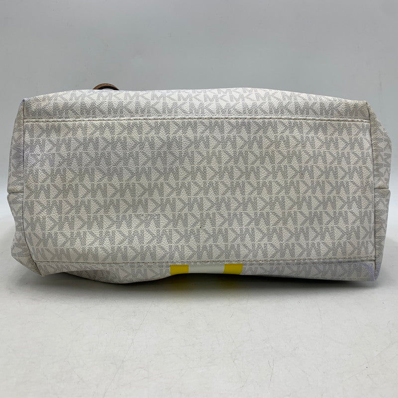 【現状渡し品】【レディース】 SIGNATURE TOTE BAG 35T0STFT6B シグネチャー トート バッグ 鞄 カバン 188-260102-ay-03-izu カラー：ホワイト 万代Net店
