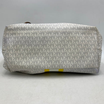 【現状渡し品】【レディース】 SIGNATURE TOTE BAG 35T0STFT6B シグネチャー トート バッグ 鞄 カバン 188-260102-ay-03-izu カラー：ホワイト 万代Net店