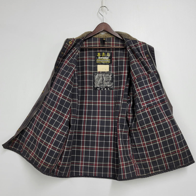 【現状渡し品】【メンズ】 Barbour バーブァー 3ワラント 2000年製 00S INTERNATIONAL SUIT OILED JACKET インターナショナル スーツ オイルド ジャケット アウター 144-251004-ya-16-izu サイズ：下記参照 カラー：ブラウン系 万代Net店