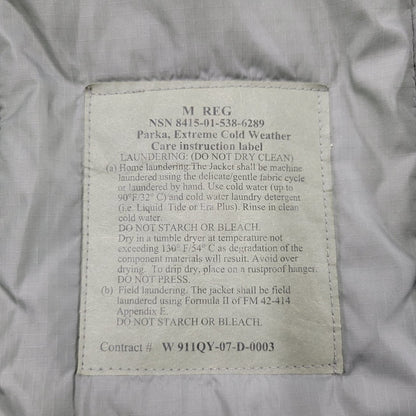 【現状渡し品】【メンズ】 U.S.ARMY ユーエスアーミー ECWCS GEN3 LEVEL7 PRIMALOFT JACKET 911QY-07-D-0003 レベル7 プリマロフト ジャケット WILDTHINGS社製 アウター 146-251004-as-06-izu サイズ：M-REG カラー：グレー系 万代Net店