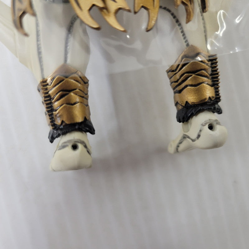 【中古品】 S.H.Figuarts 真骨彫製法 ン・ダグバ・ゼバ 042-260724-kk-07-izuh 万代Net店