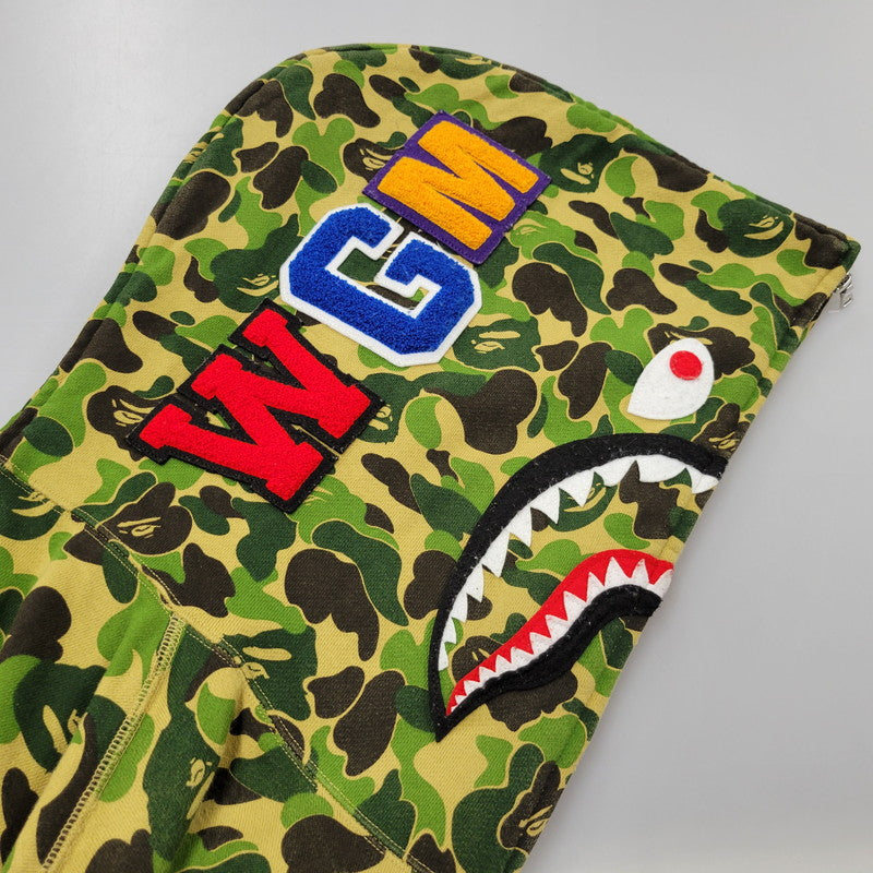 【中古品】【メンズ】 A BATHING APE アベイシングエイプ ABC CAMO SEPARATE SHARK FULL ZIP HOODIE 001ZPK701011F カモ セパレート シャーク フルジップ フーディー パーカー 長袖 トップス 142-251004-as-12-izu サイズ：2XL カラー：マルチカラー 万代Net店